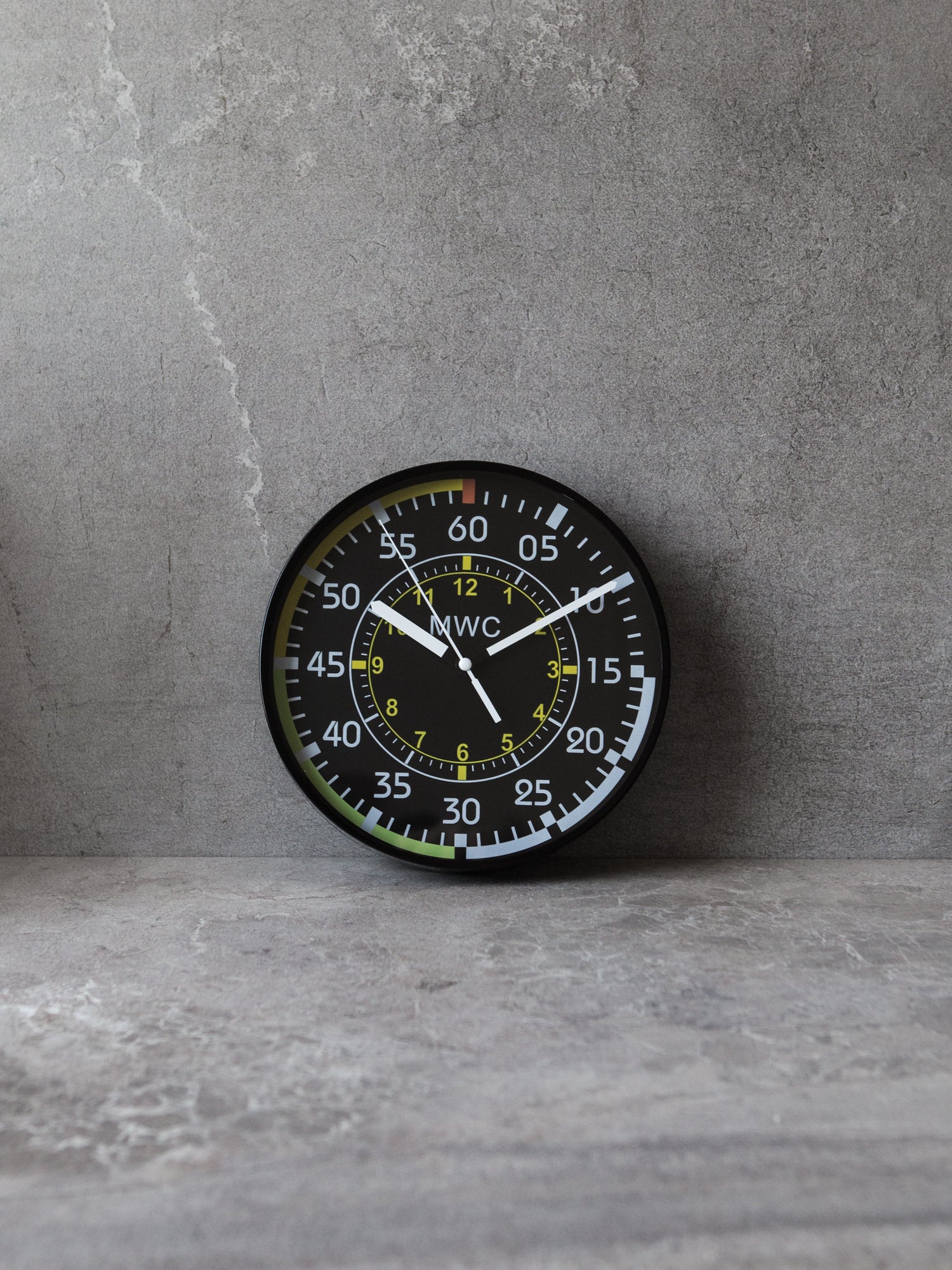 MWC Clock - Aircraft Instrument Airspeed Indicator, Silent Sweep Movement, 22.5cm - Wall Clock