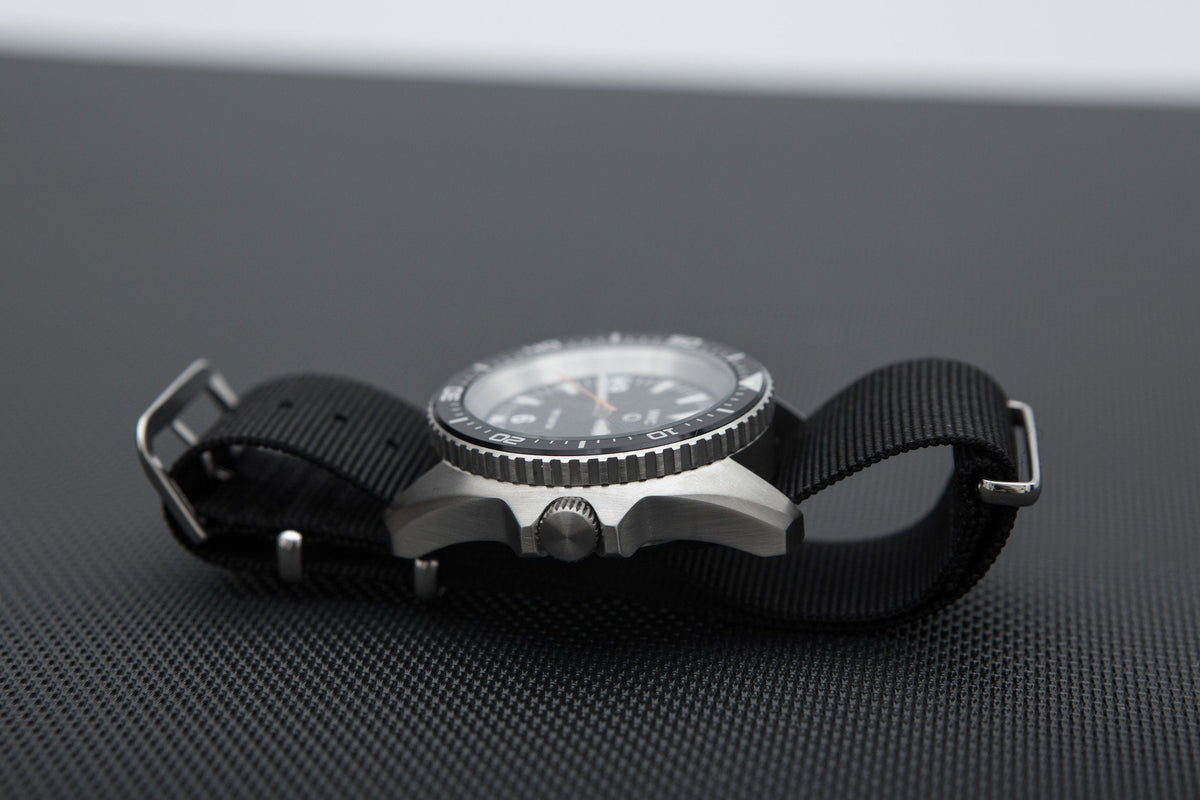 MWC Divers Watch - Military Divers Watch Stainless Steel (Automatic) 2019 Model With Sapphire Crystal and Ceramic Bezel