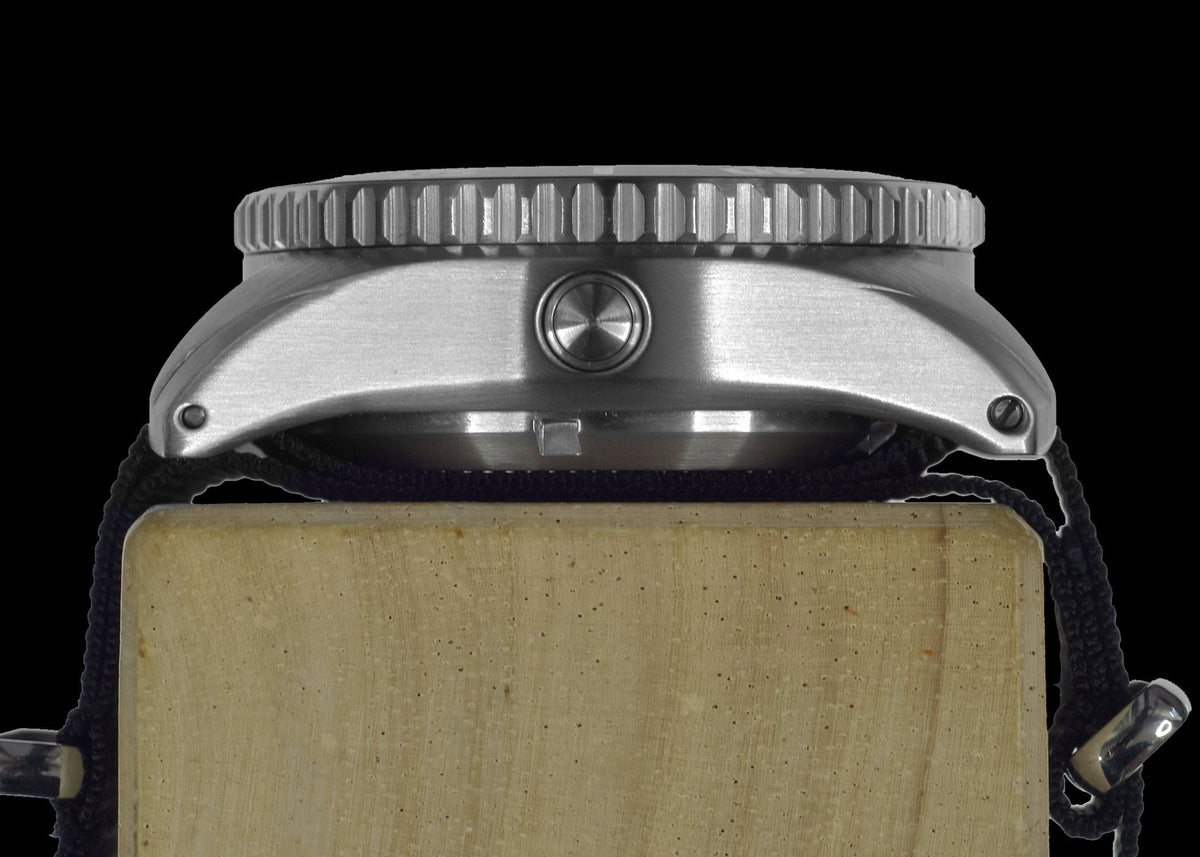 MWC Divers Watch - Depthmaster 12/24, 100atm/3,280ft/1000m Water Resistant, Stainless Steel, Helium Valve (Automatic)