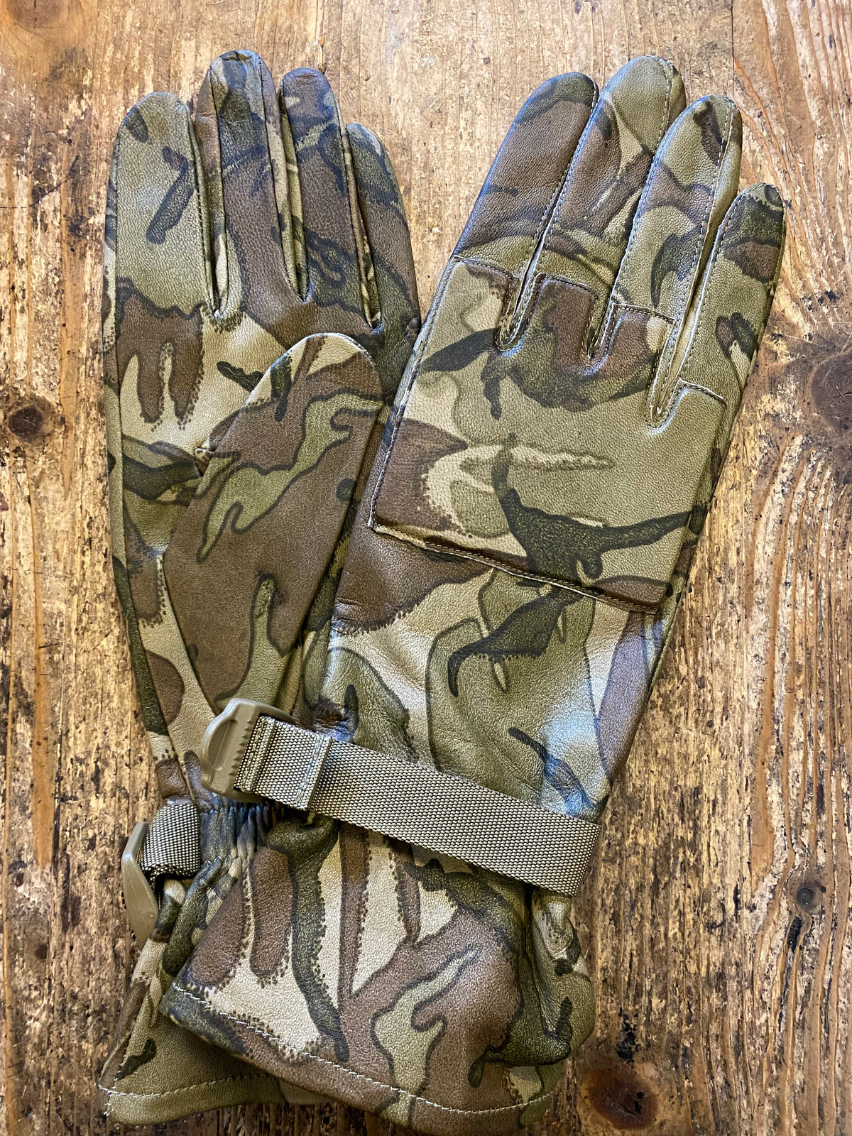 British Army Leather MTP Tactical Gloves Grade 1 (Used)
