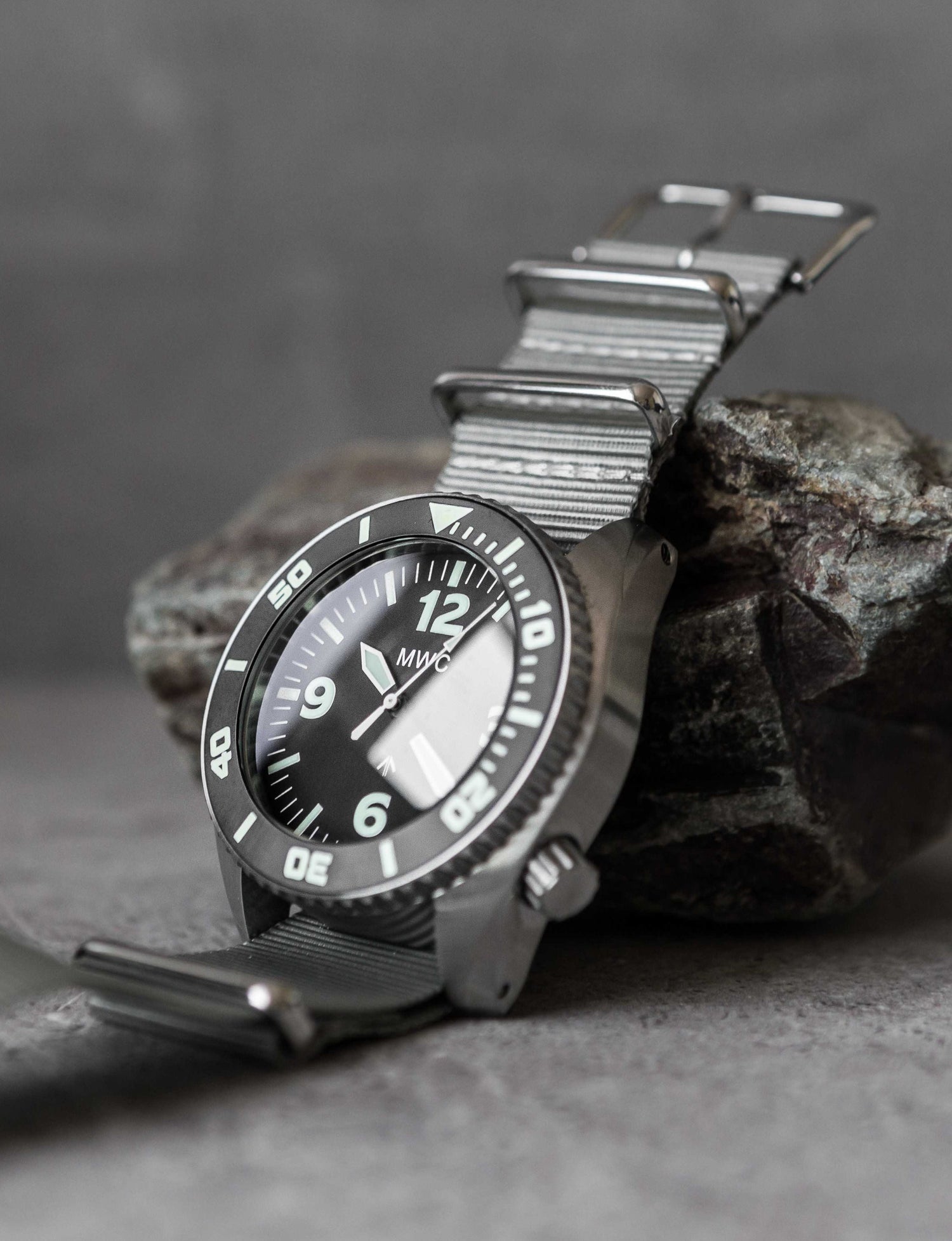 MWC Divers Watch - Depthmaster, 100atm / 3,280ft / 1000m Water Resistant Military Divers Watch, Stainless Steel Case, Helium Valve (Automatic)