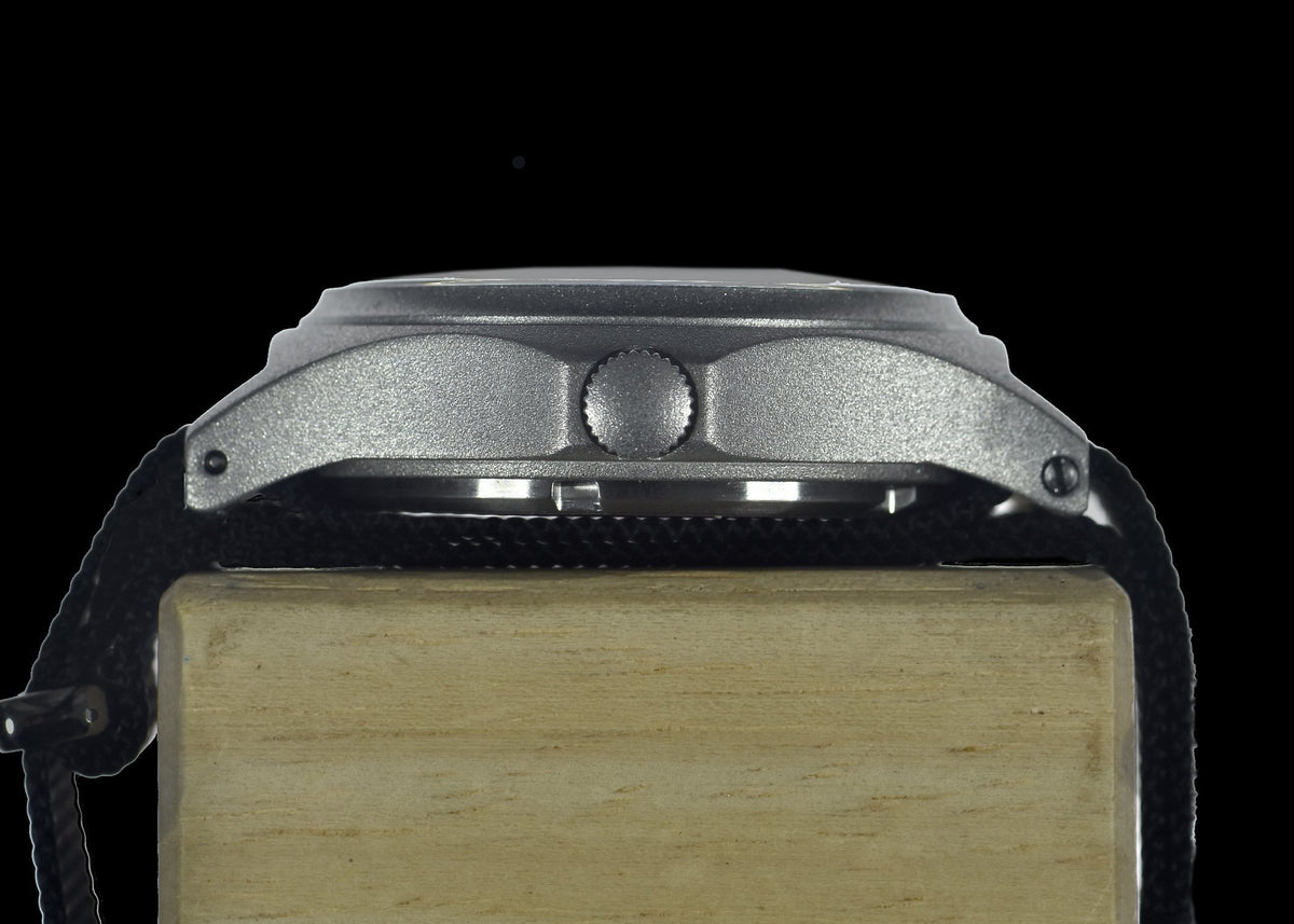 MWC Infantry Watch - G10 100m Water resistant Military Watch, 12/24 hour dial, Stainless Steel Case, Screw Crown (Unbranded)