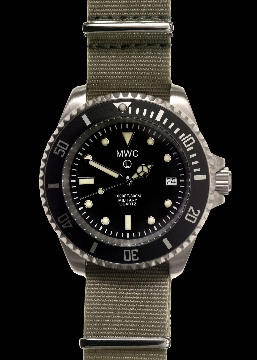 MWC Divers Watch - 300m / 1000ft Stainless Steel Quartz Military Divers Watch (Branded)
